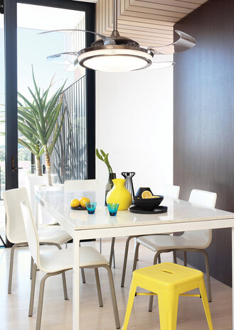 sfeerfoto van de Beacon Fanaway EVO 2 Endure mat chroom plafondventilator